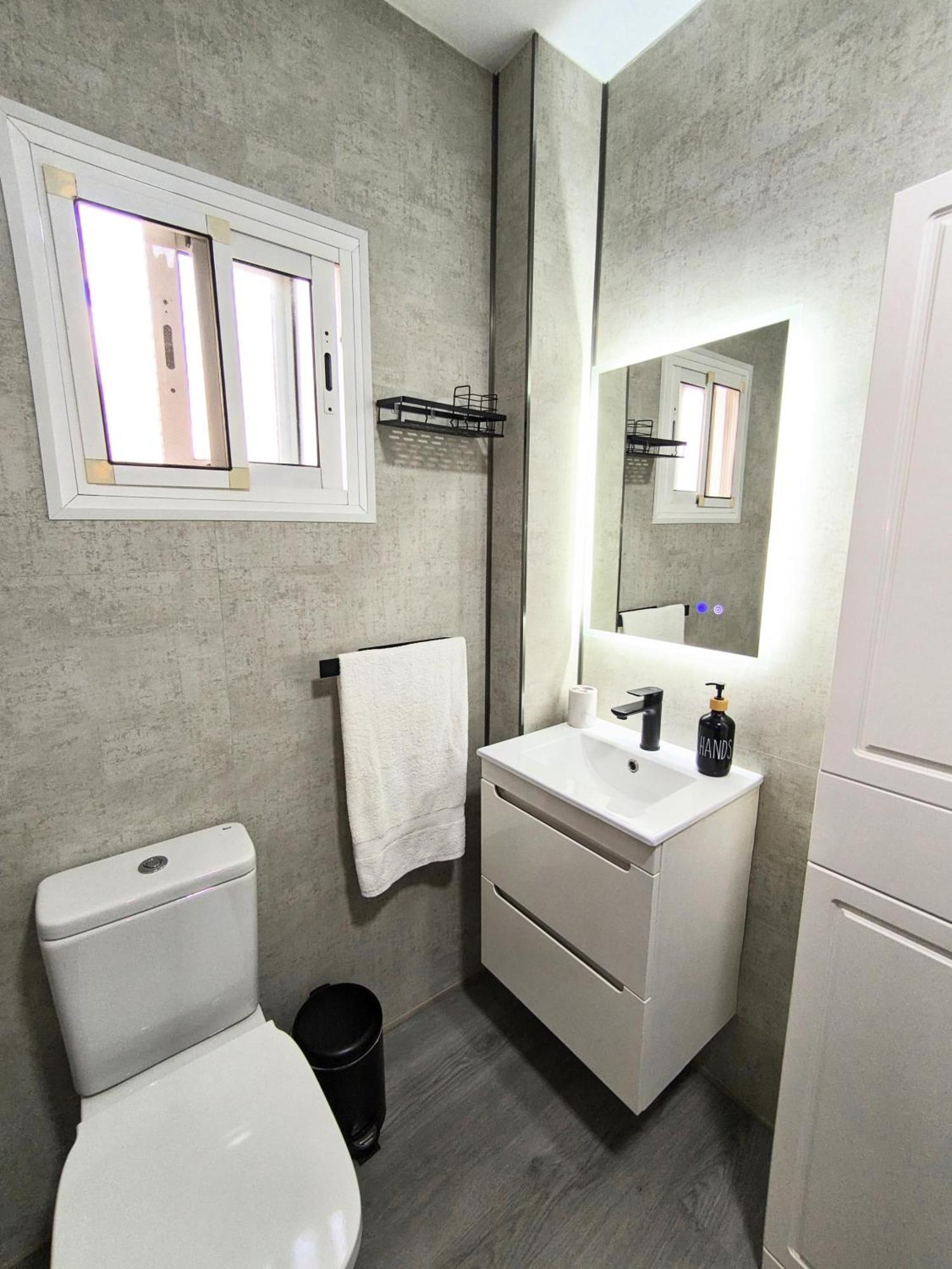 Appartement Brisamar III En Segunda Linea De Playa à Rincón de la Victoria Extérieur photo